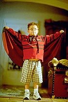 Jonathan Lipnicki en "El Pequeño Vampiro"